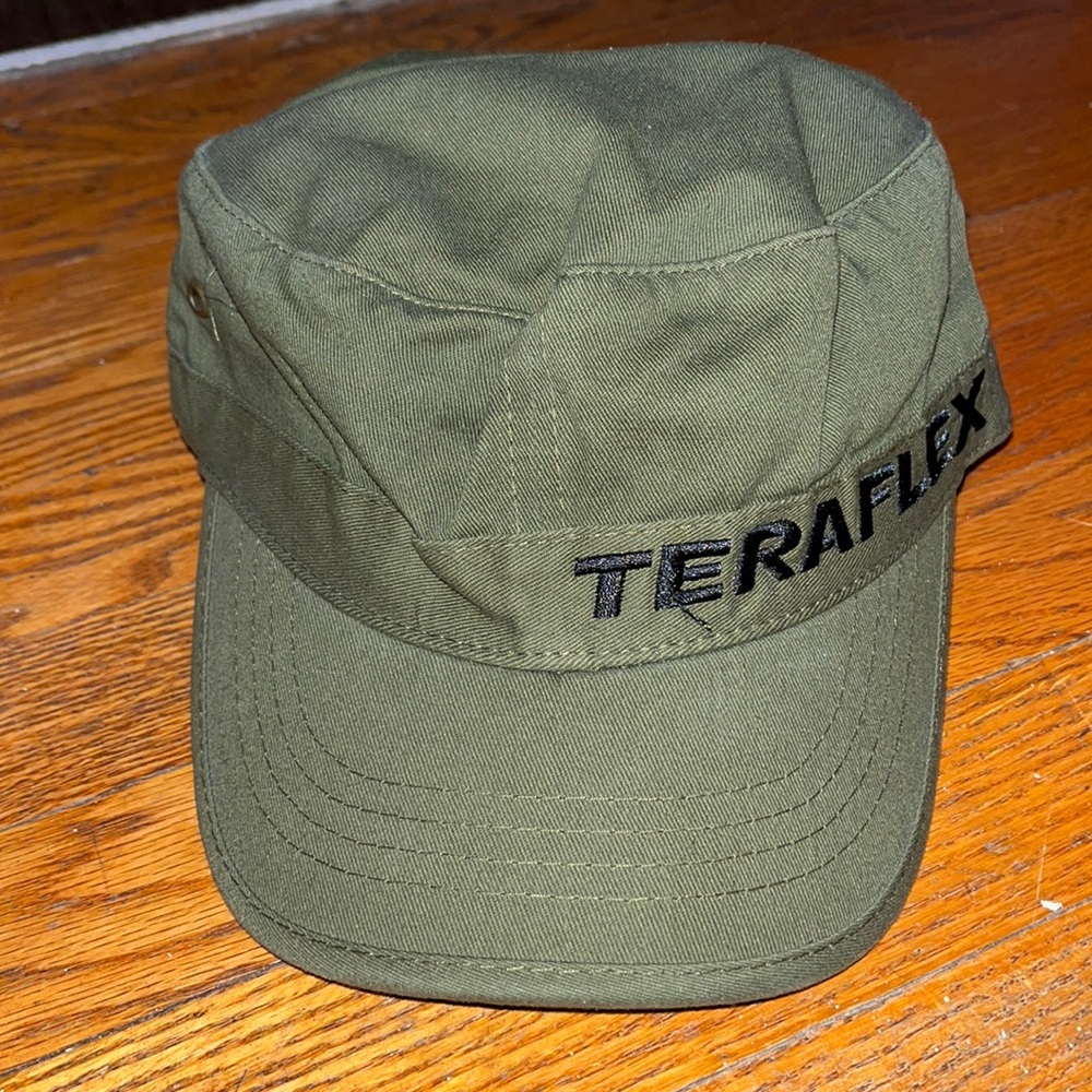 NWOT TERAFLEX Hat